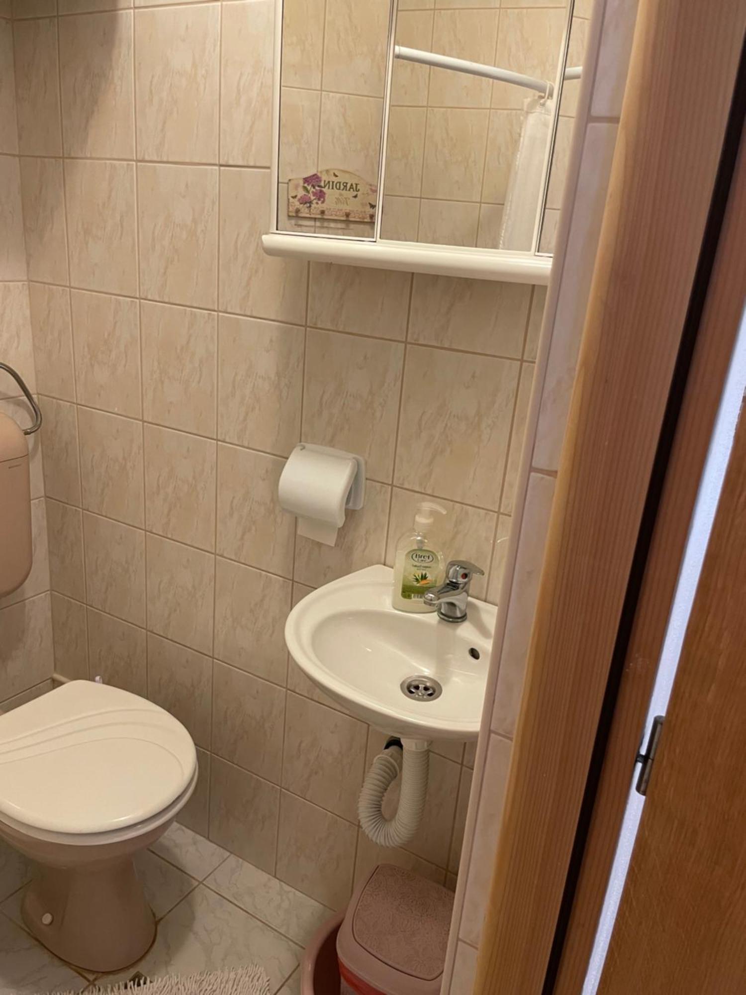 Studio Apartmani Kremic Karlobag Exteriör bild