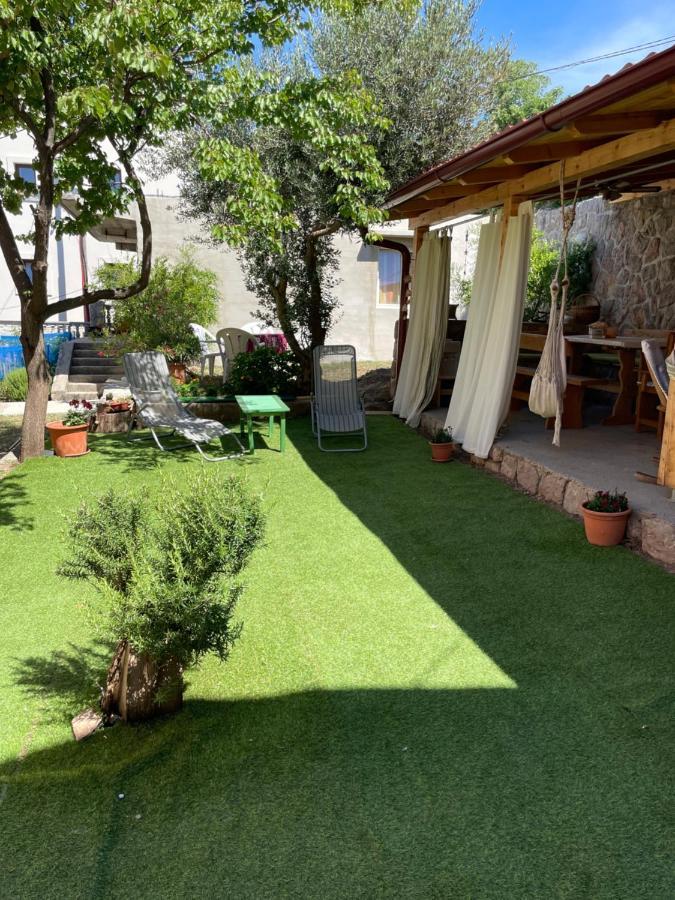 Studio Apartmani Kremic Karlobag Exteriör bild