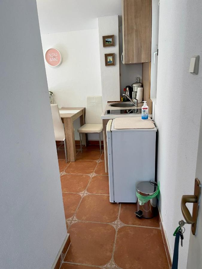 Studio Apartmani Kremic Karlobag Exteriör bild